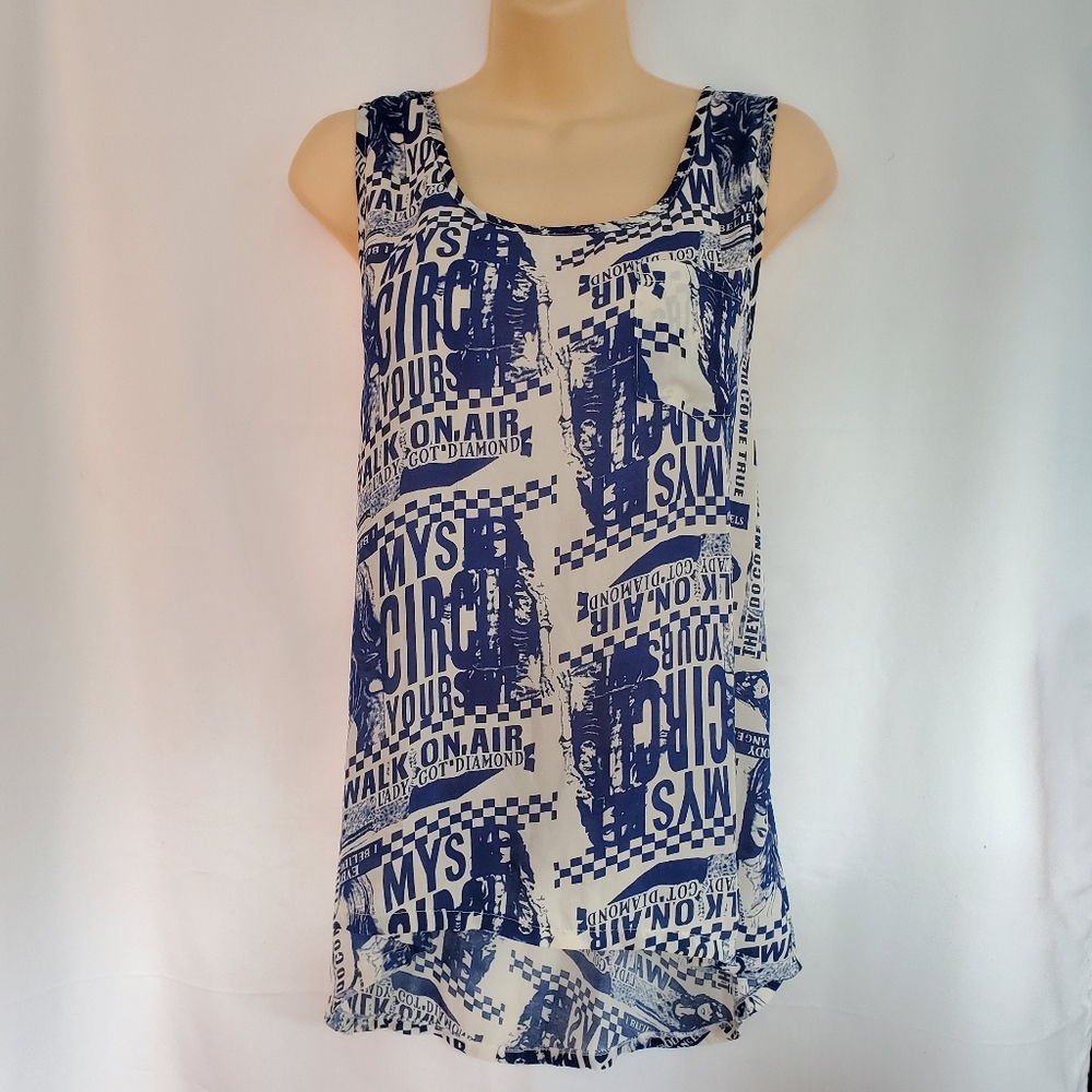 Womens Cotton Candy Blue and White Sleeveless Flowy Top Size Medium